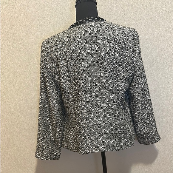 Cynthia Rowley Black and White Blazer Classic Elegance - Picture 4 of 4